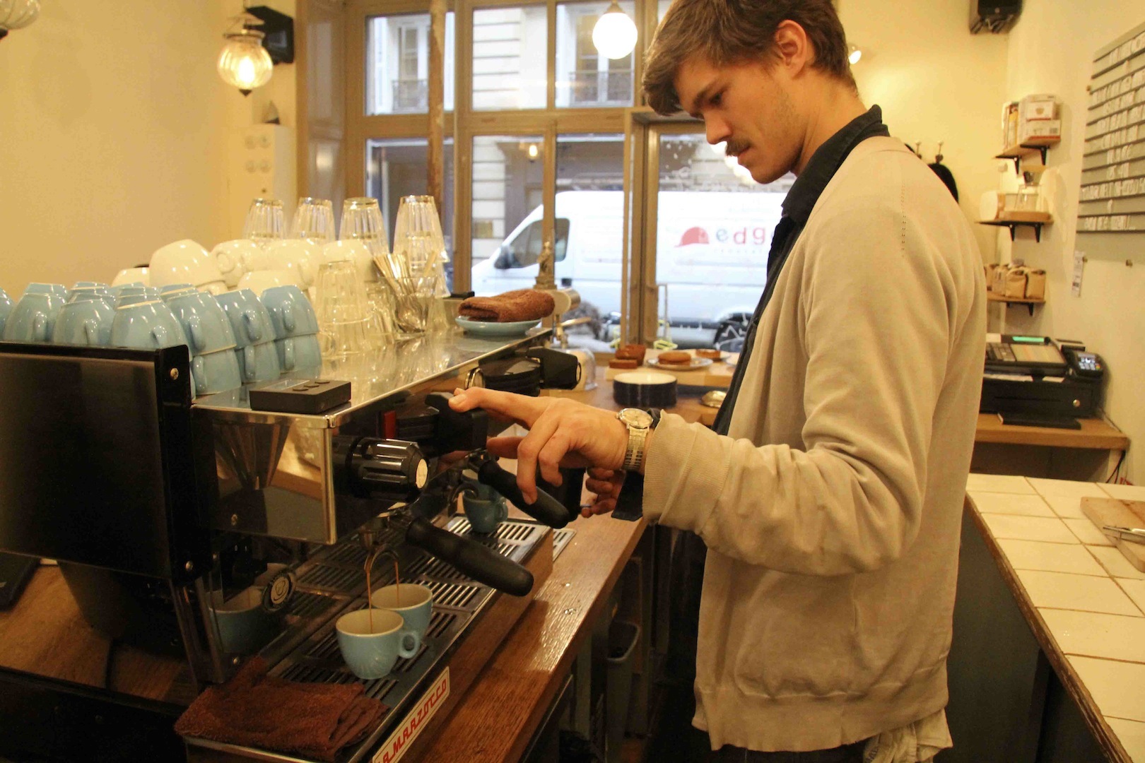 Télescope Paris: David Flynn's Artisan Coffee Roaster & Cellar Tastings